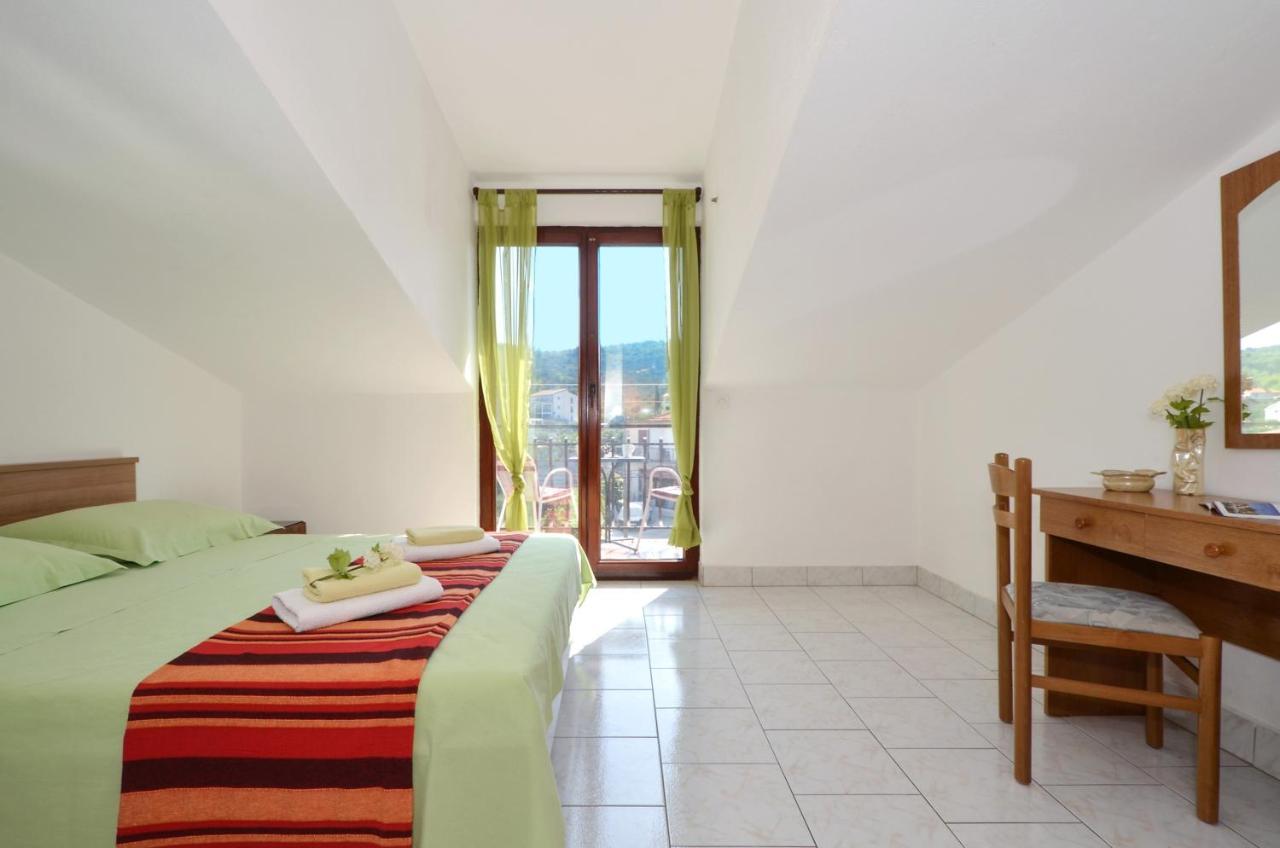 Apartments By The Sea Slatine, Ciovo - 12176 Exterior foto